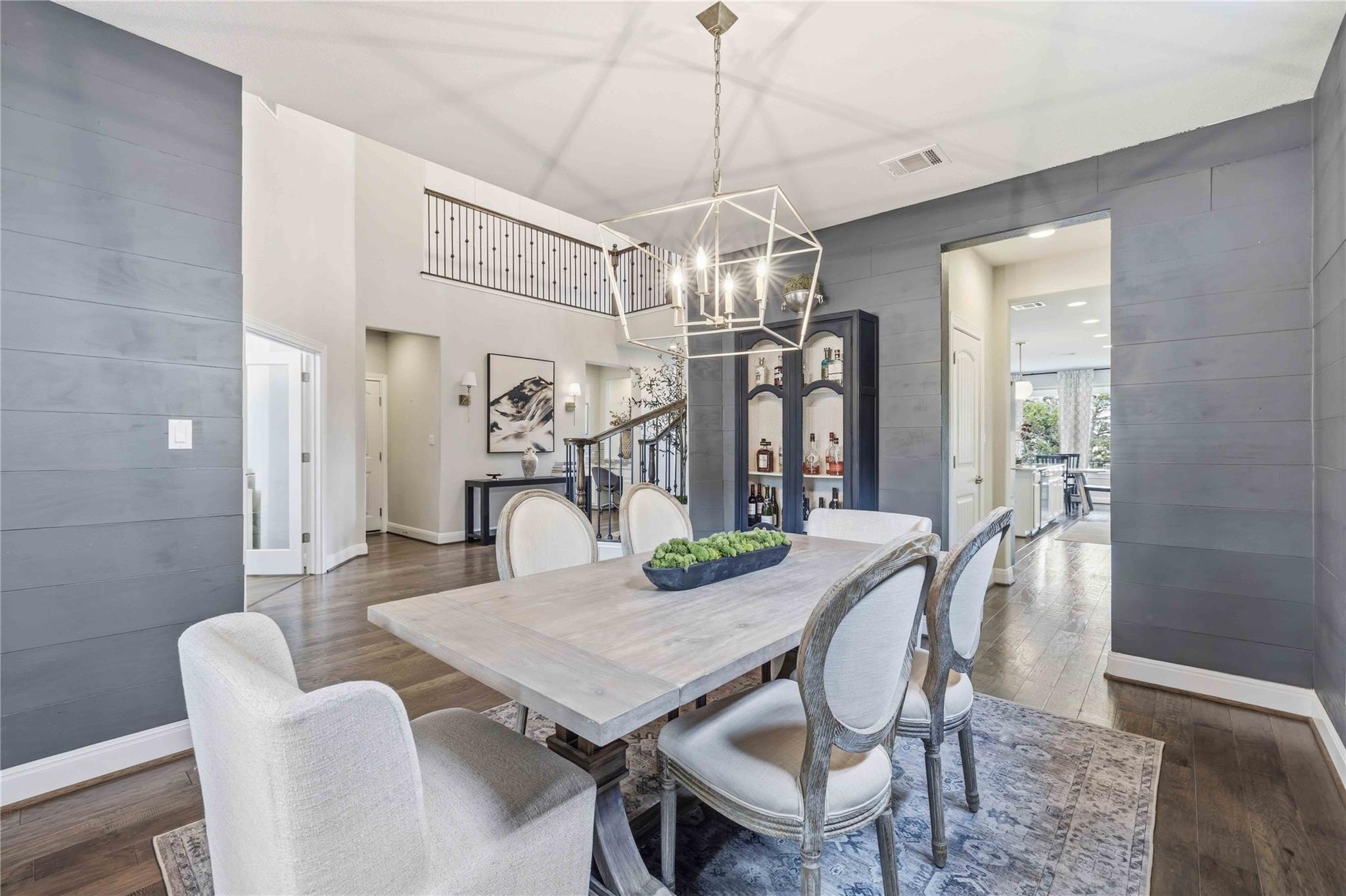 15612 Cabrillo WAY