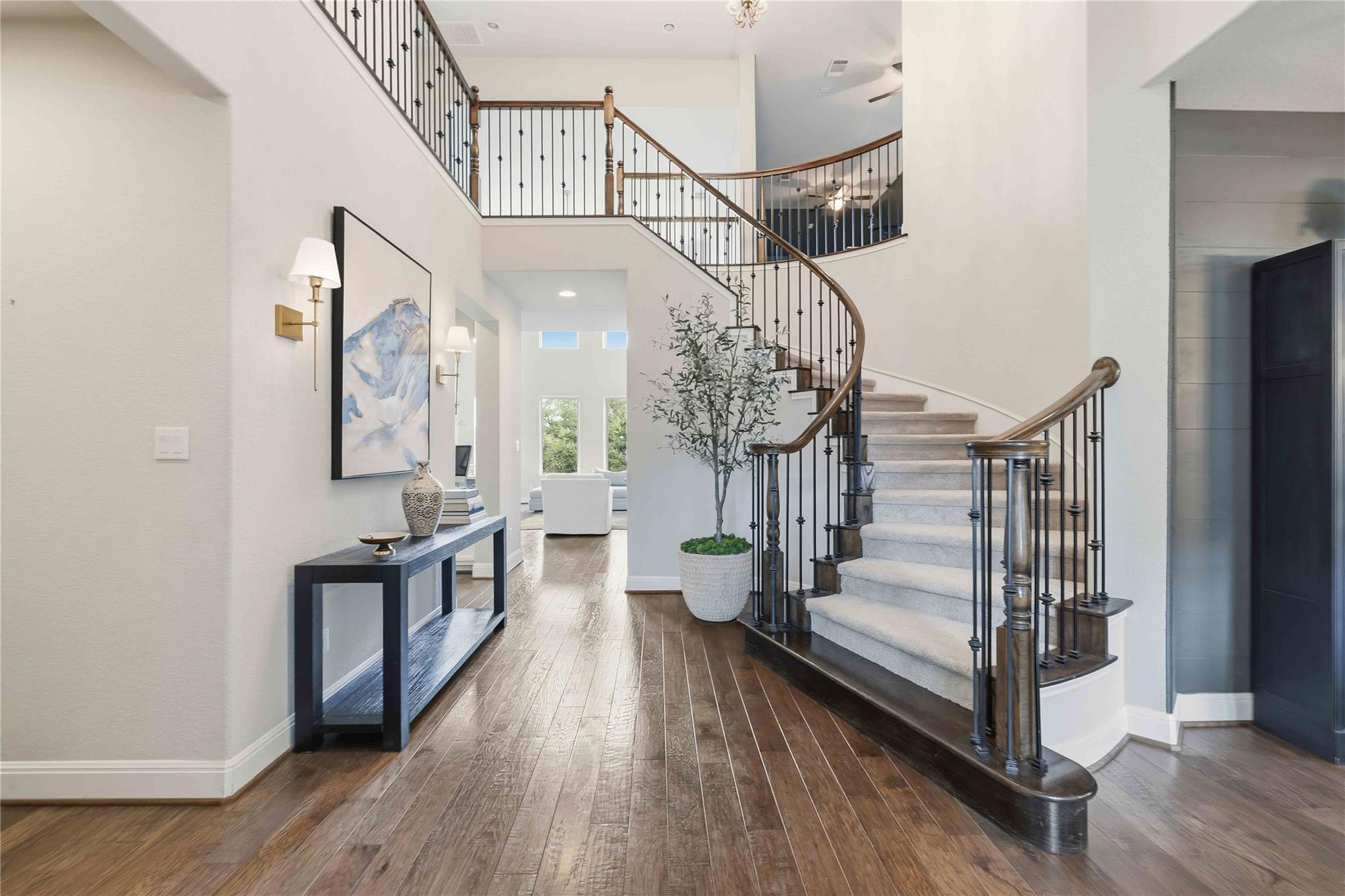 15612 Cabrillo WAY
