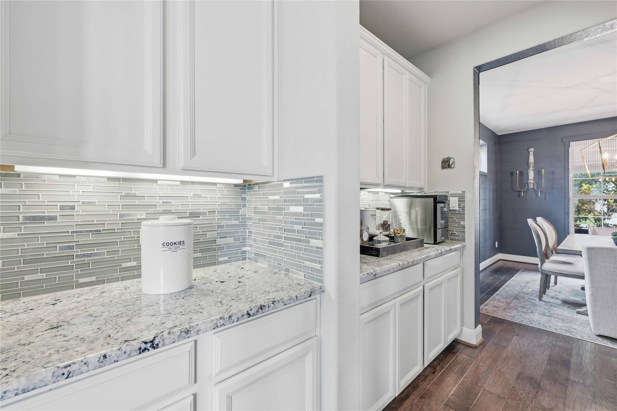 15612 Cabrillo WAY