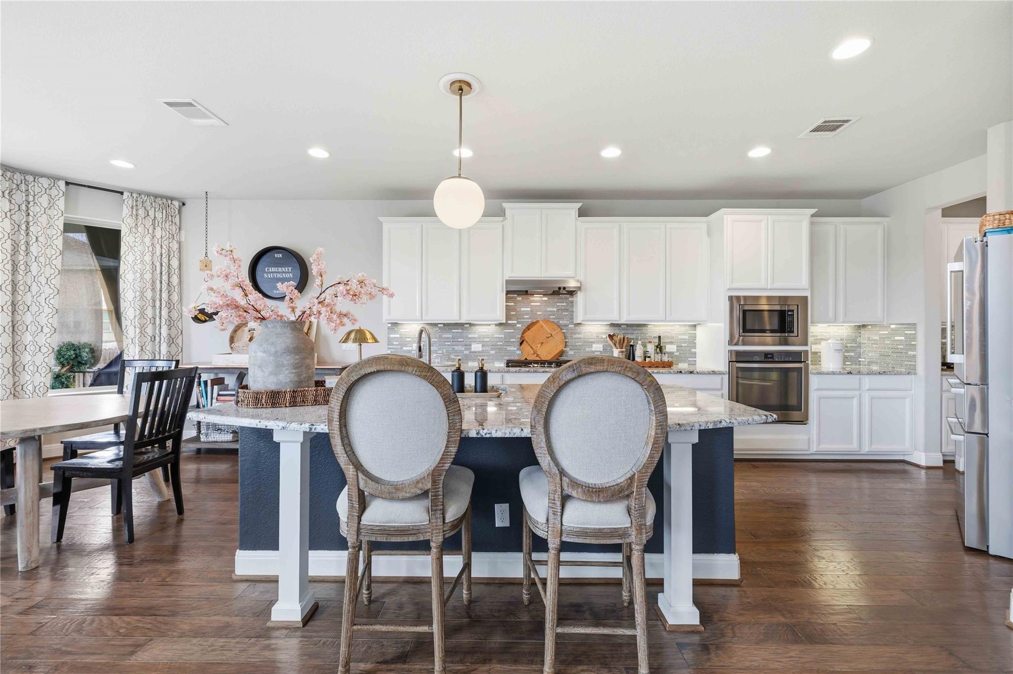 15612 Cabrillo WAY
