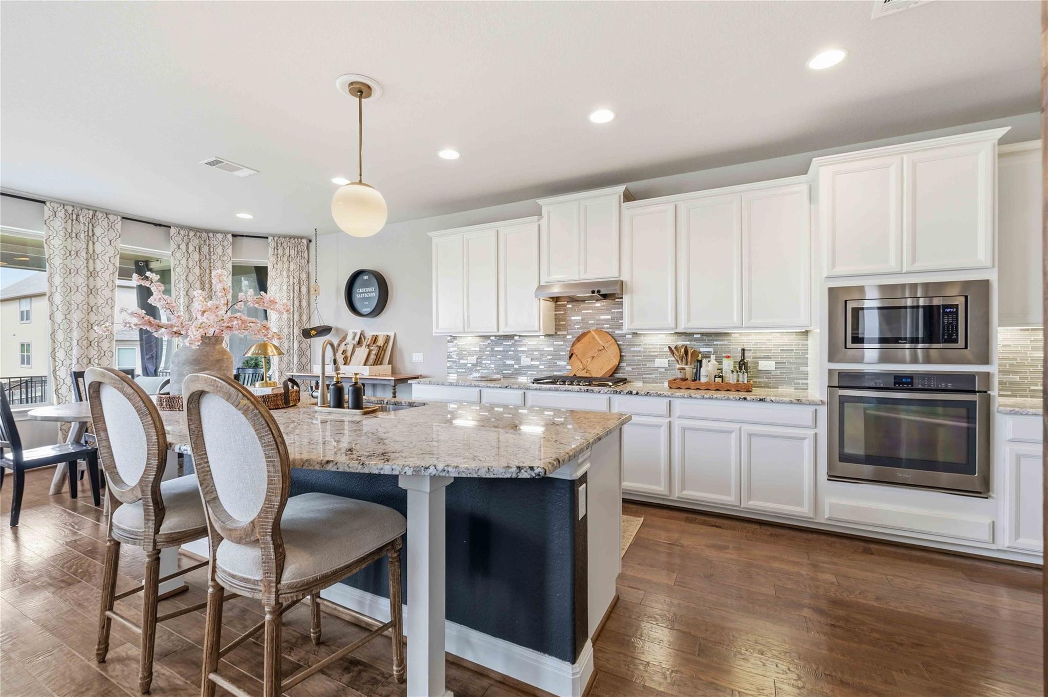 15612 Cabrillo WAY