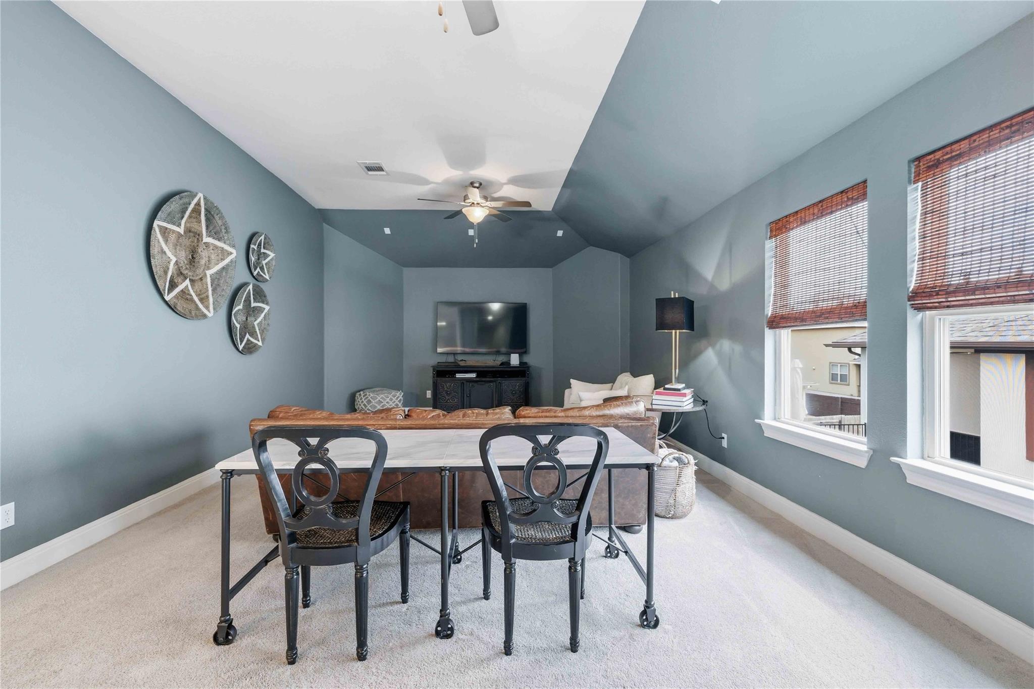 15612 Cabrillo WAY