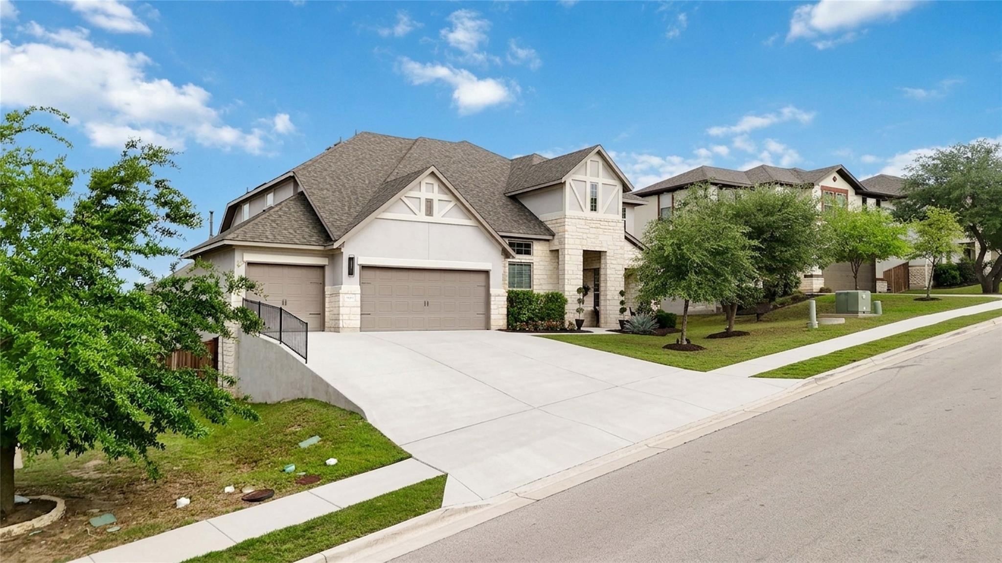 15612 Cabrillo WAY