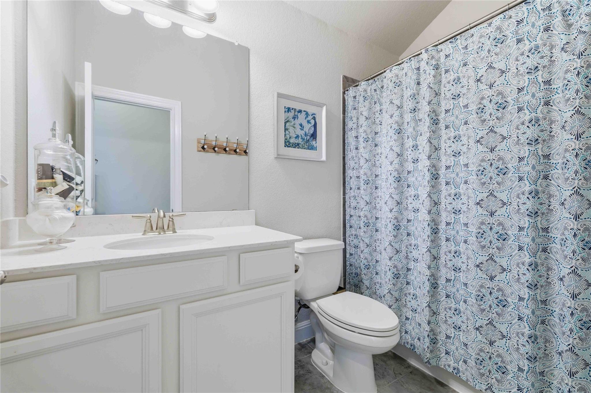 15612 Cabrillo WAY