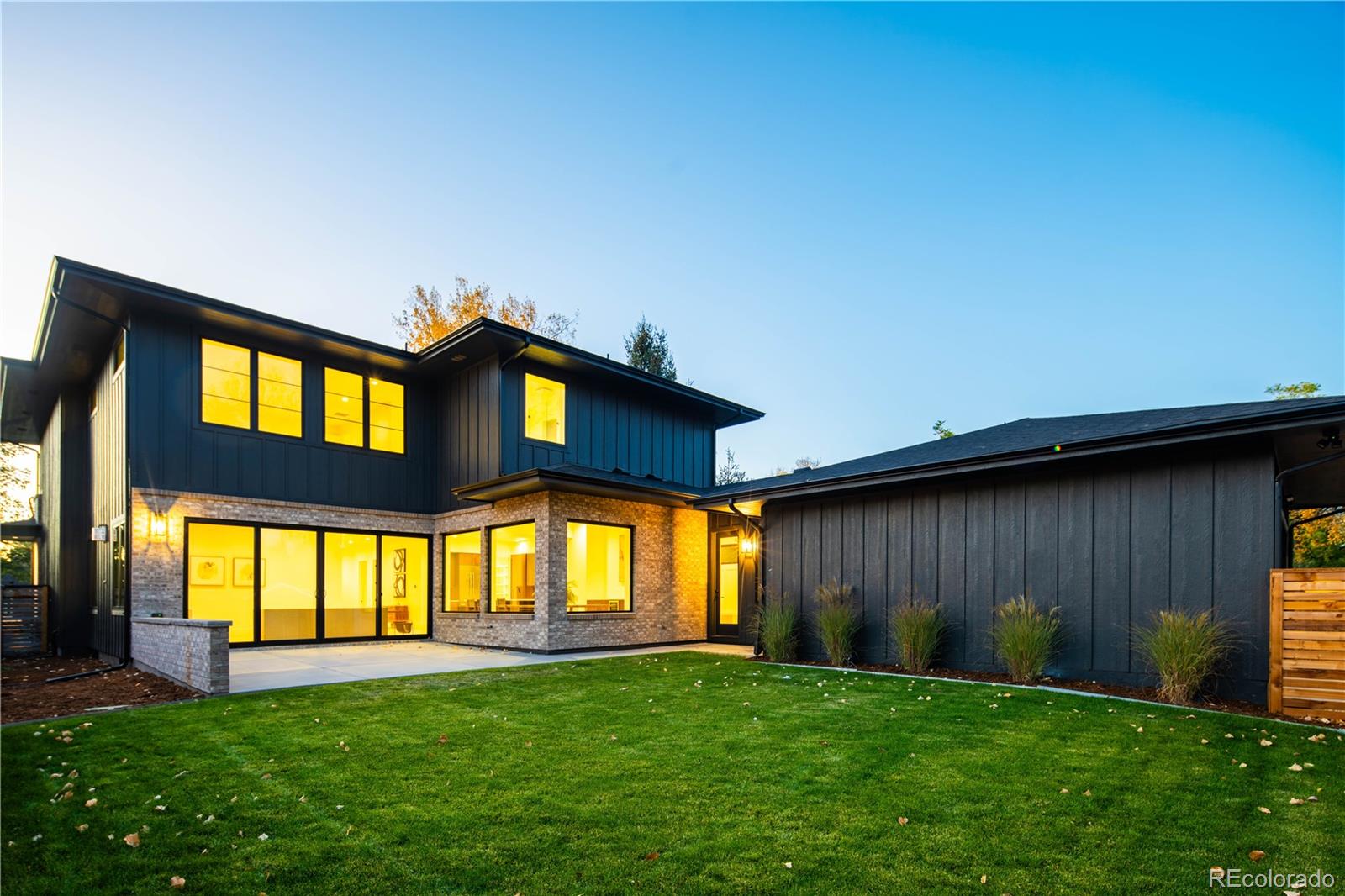 1110 Elm Street