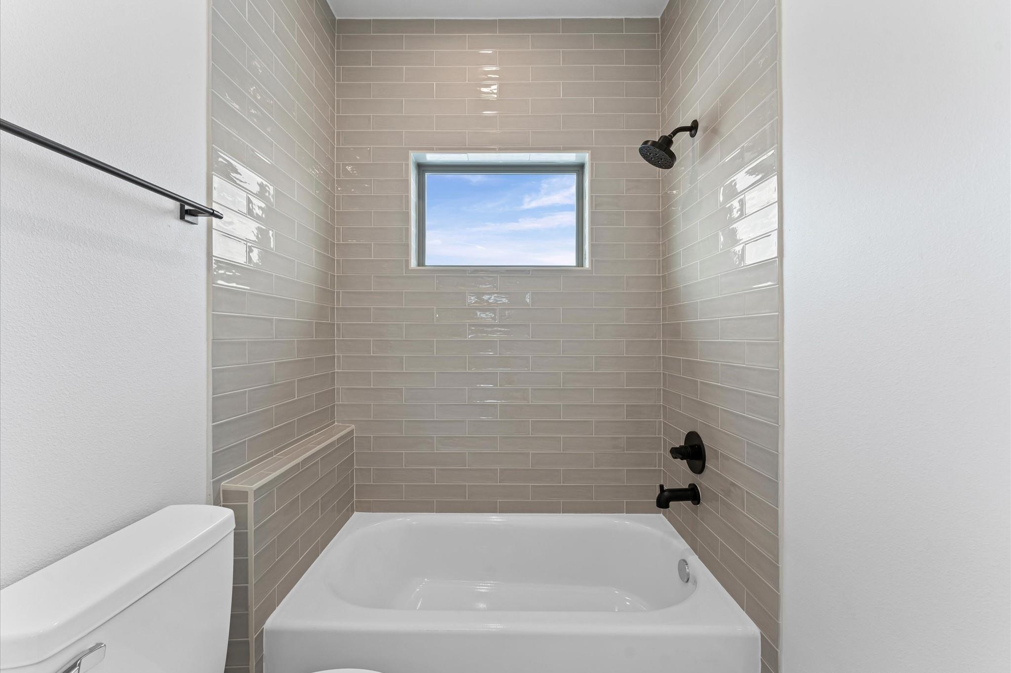 1122 W 17th Street # C