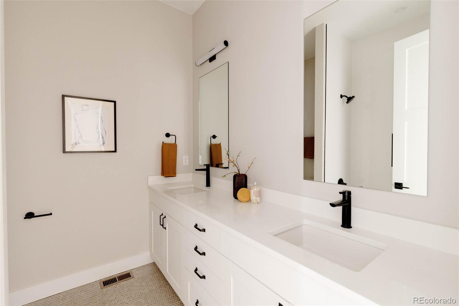 8260 E 36th Avenue Unit: 29