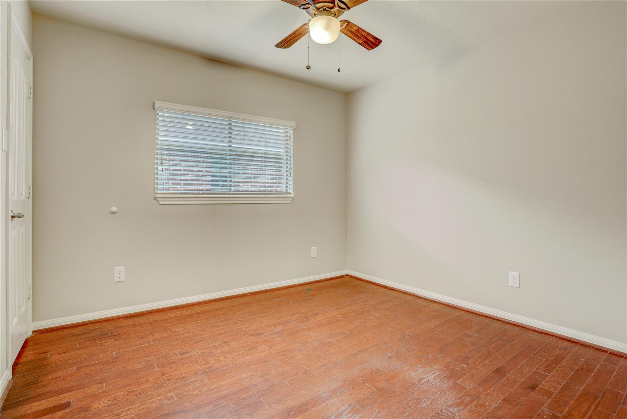 2818 J R Drive