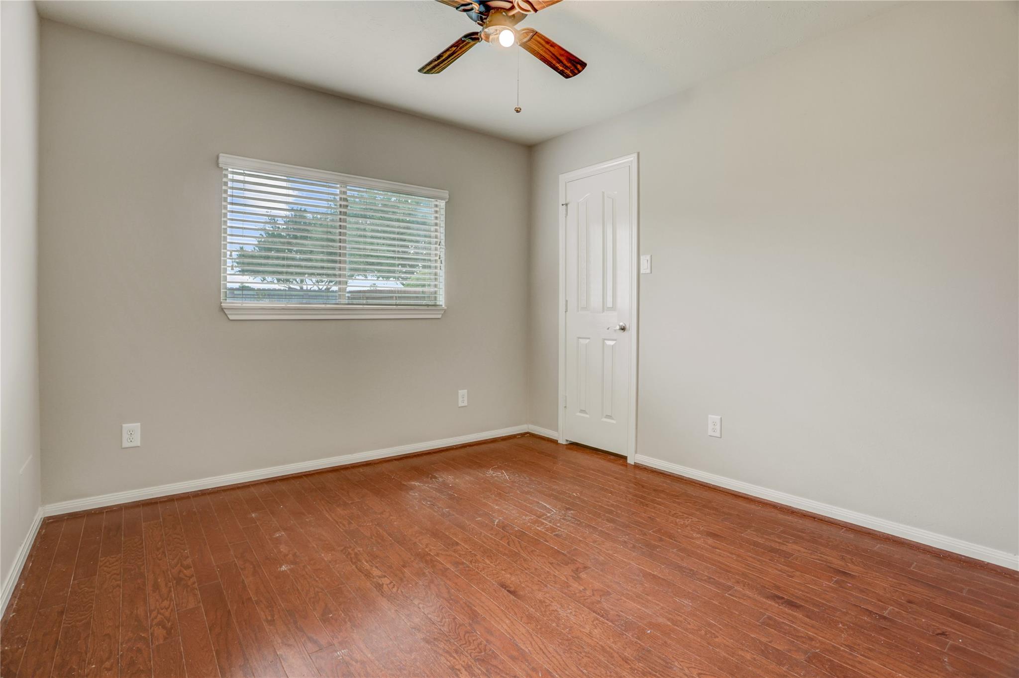 2818 J R Drive