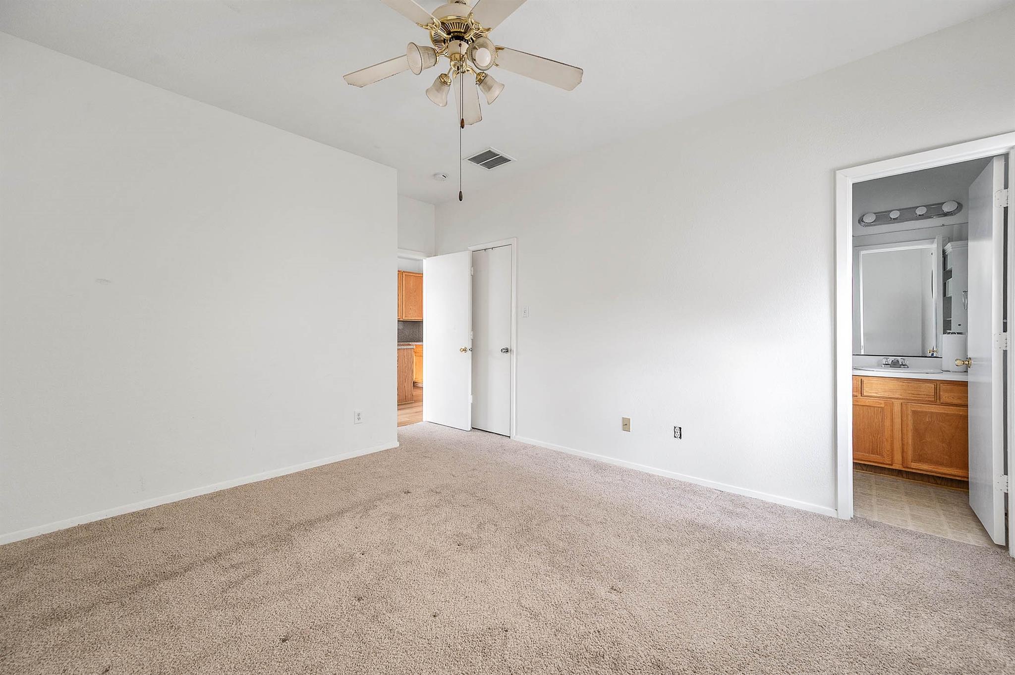 6162 Settlers Lake Circle E