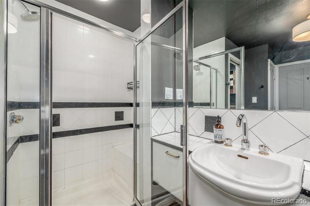 1499 Blake Street Unit: 4F