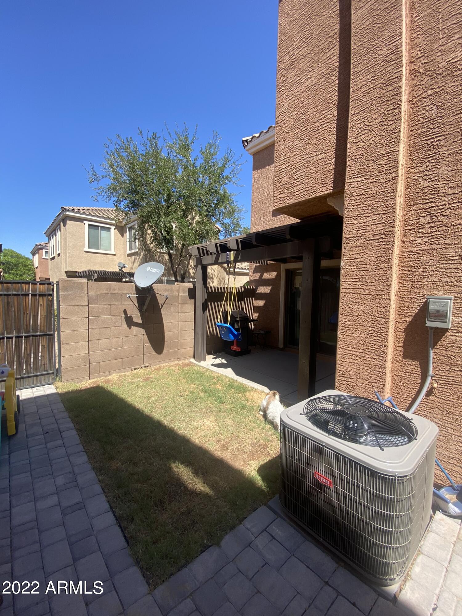 2983 E HARRISON Street