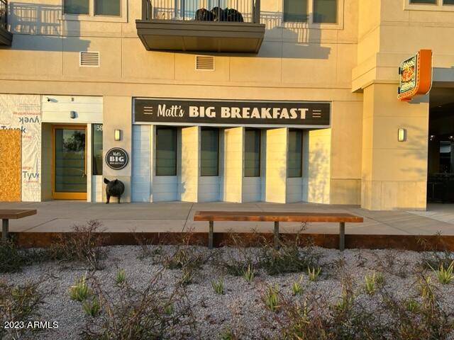 2983 E HARRISON Street