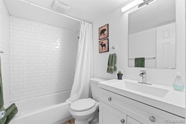 29656 Buffalo Park Road Unit: 206