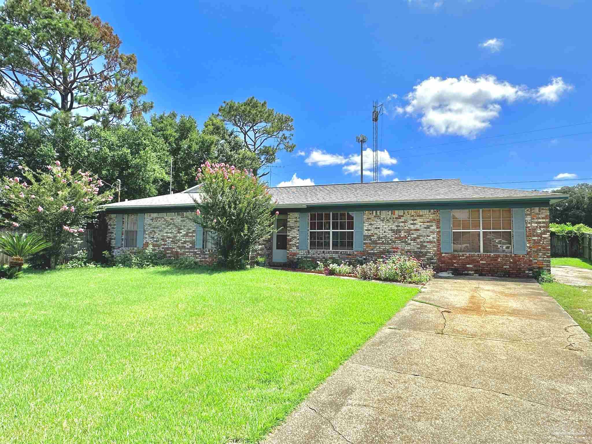 2704 Memphis Cir