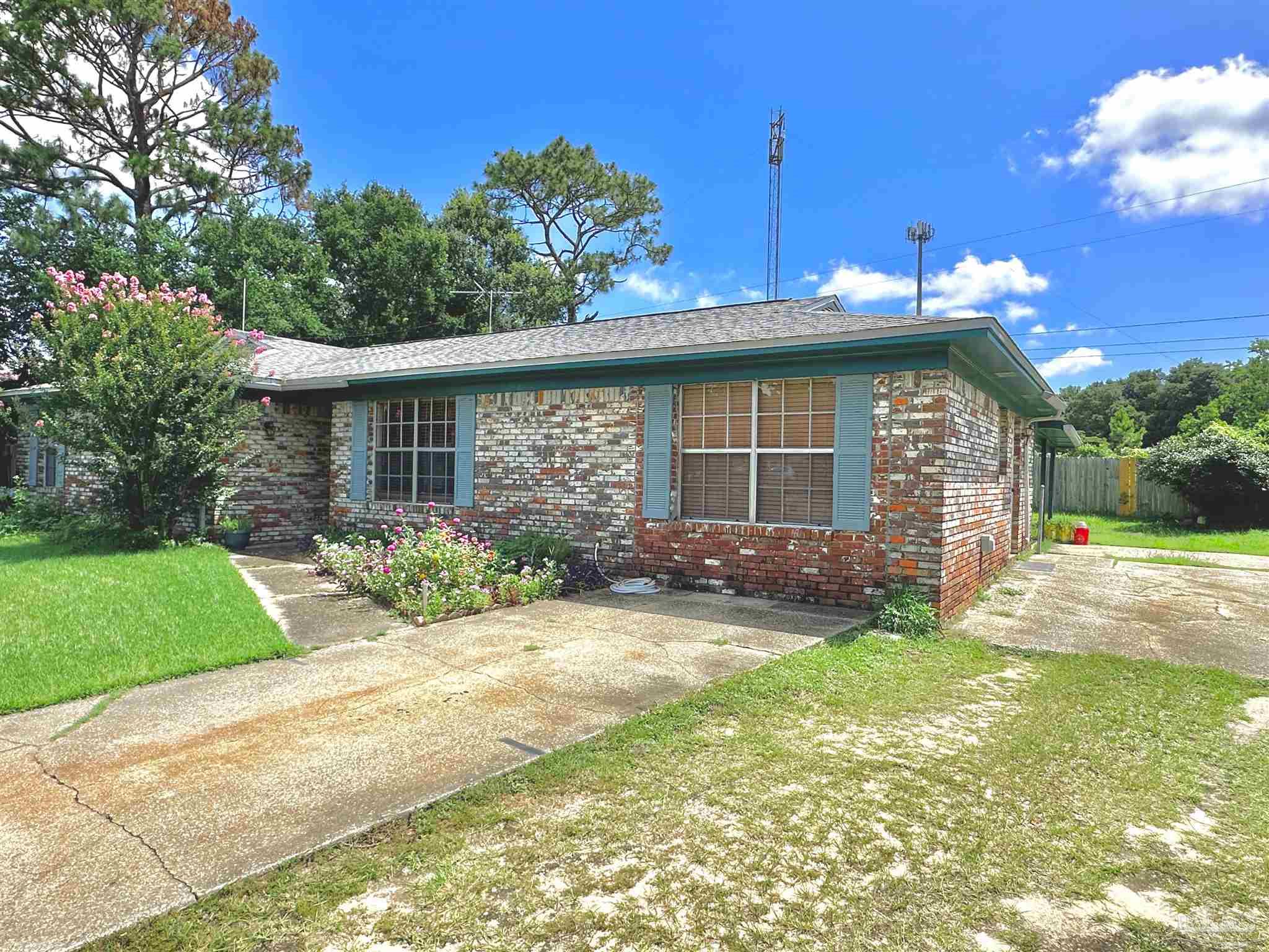 2704 Memphis Cir