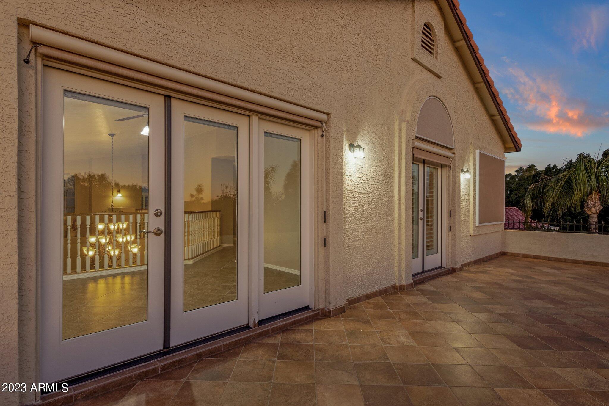 5019 E LA MIRADA Way