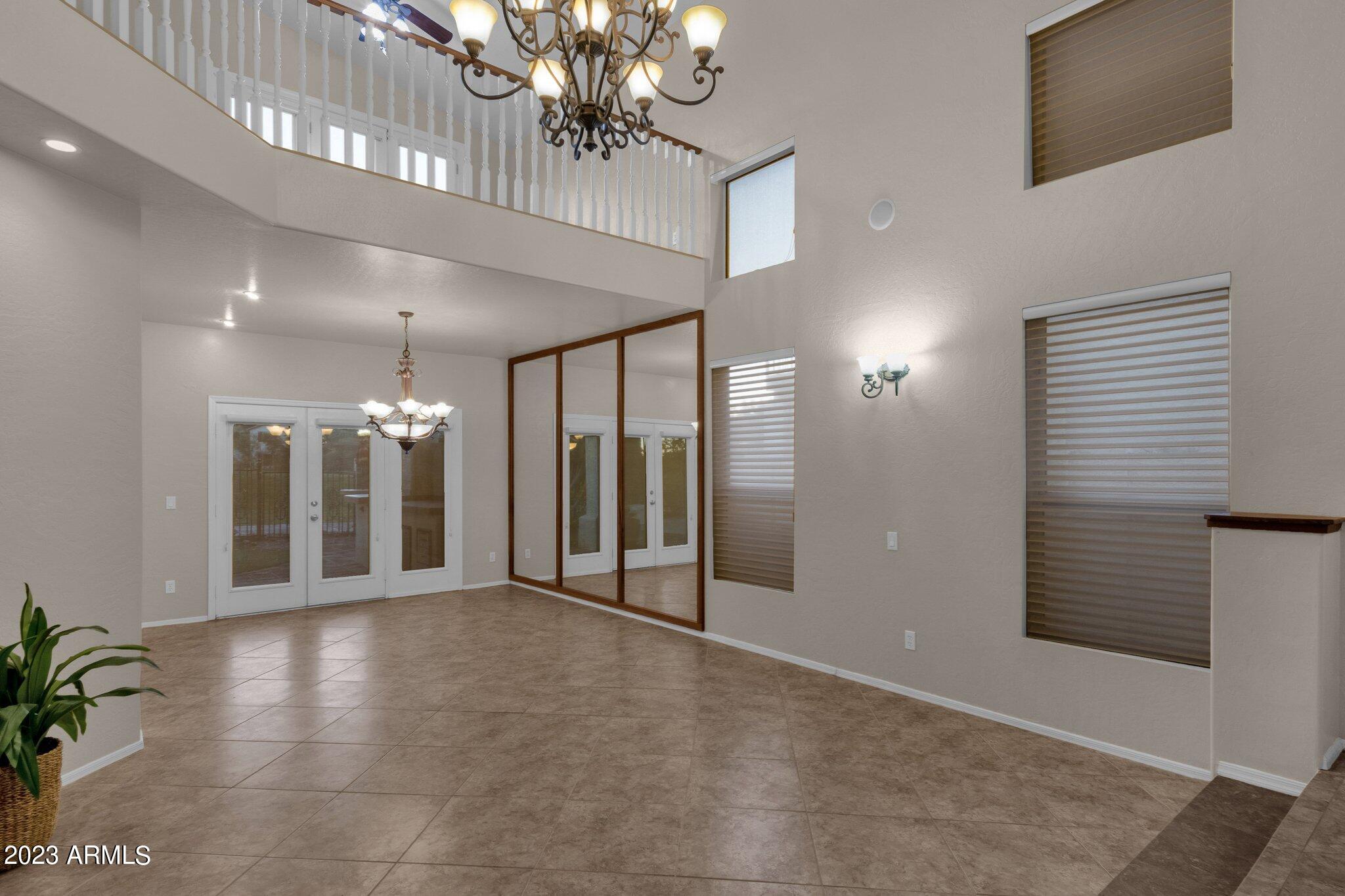 5019 E LA MIRADA Way