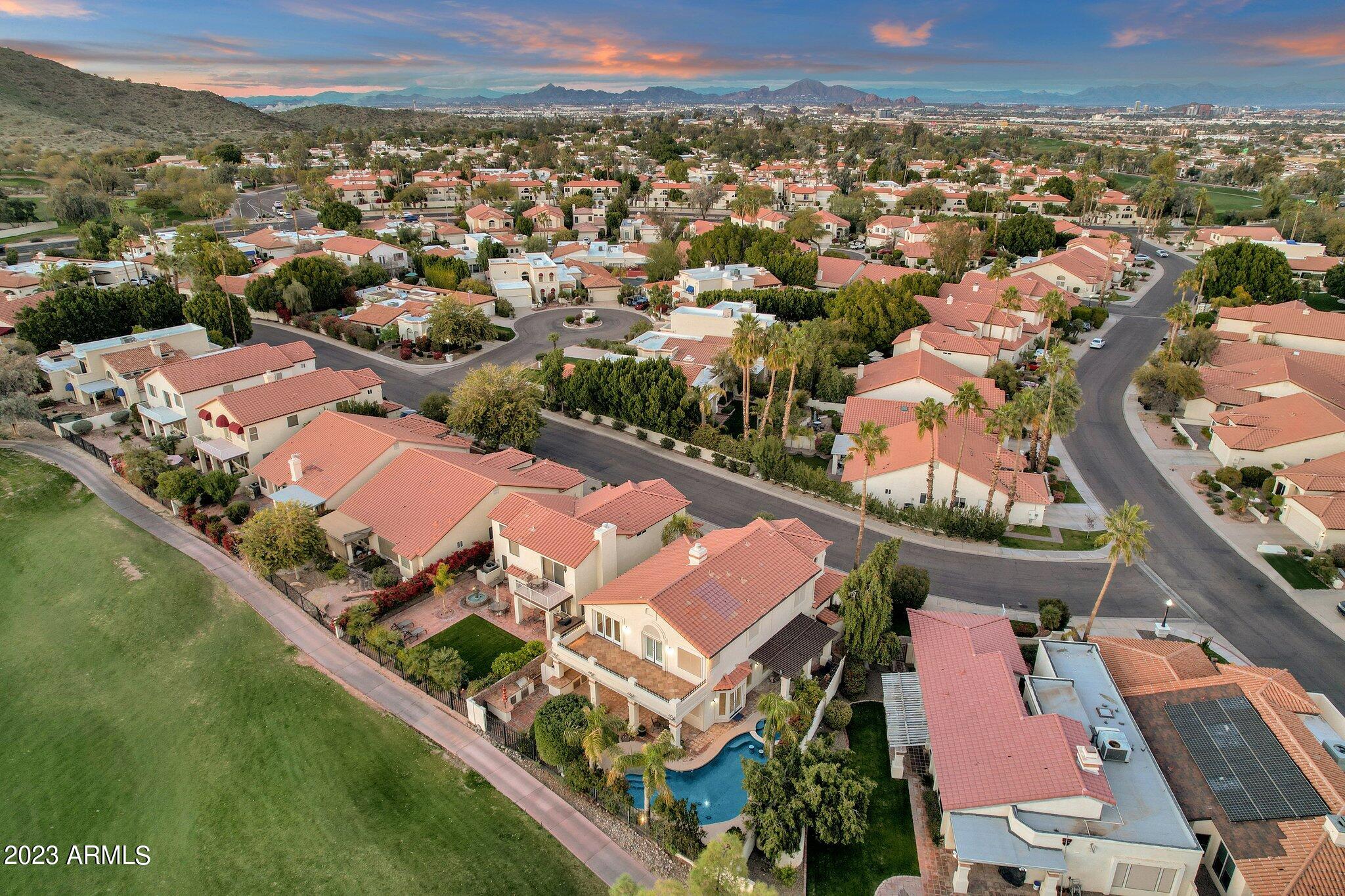 5019 E LA MIRADA Way