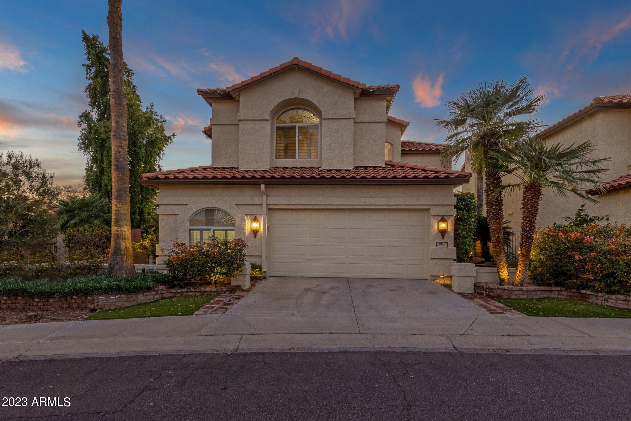 5019 E LA MIRADA Way