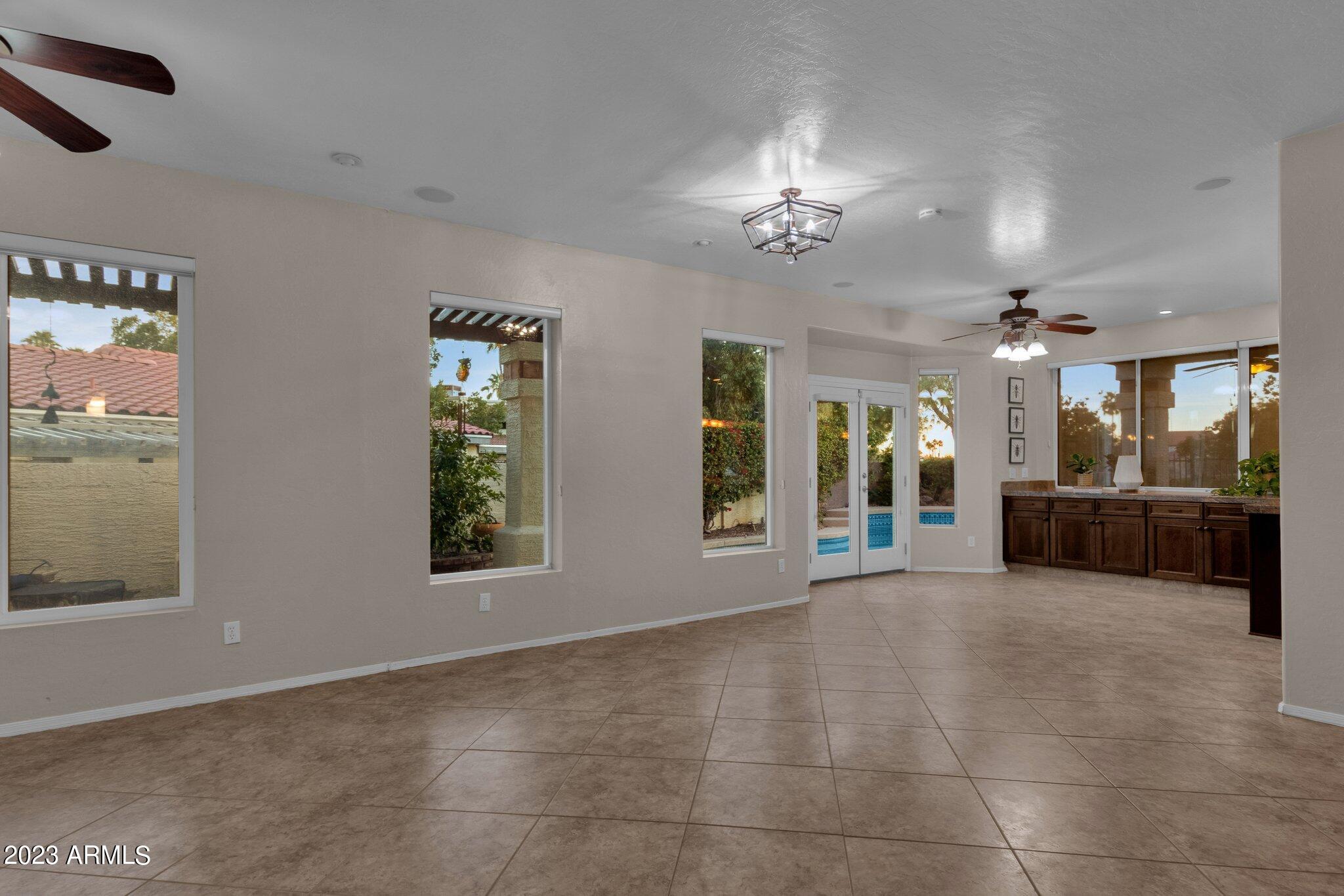 5019 E LA MIRADA Way