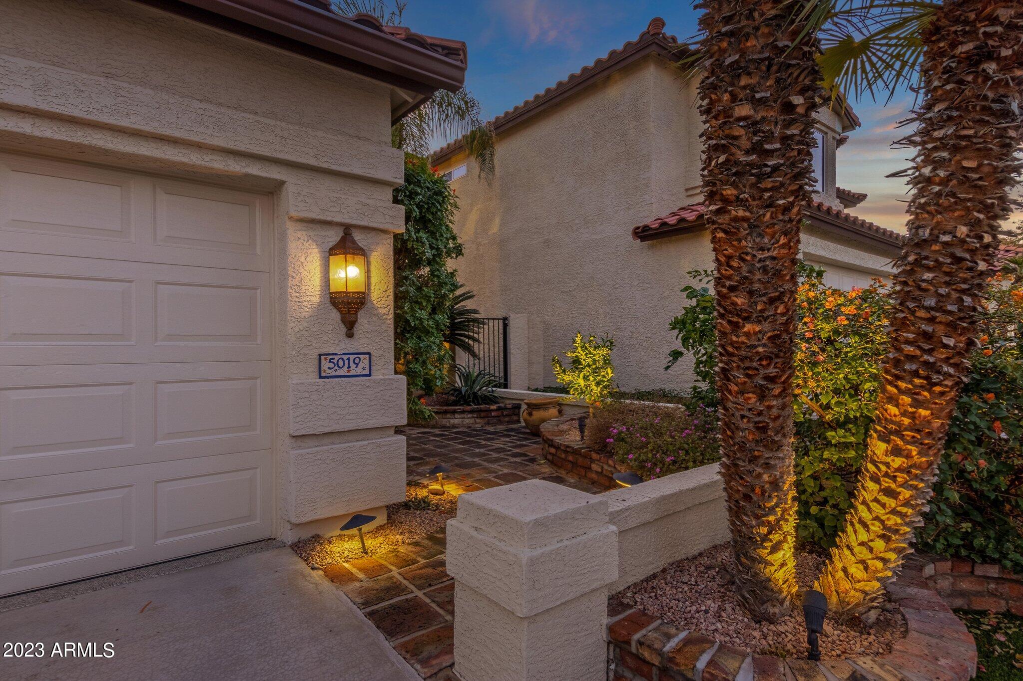 5019 E LA MIRADA Way