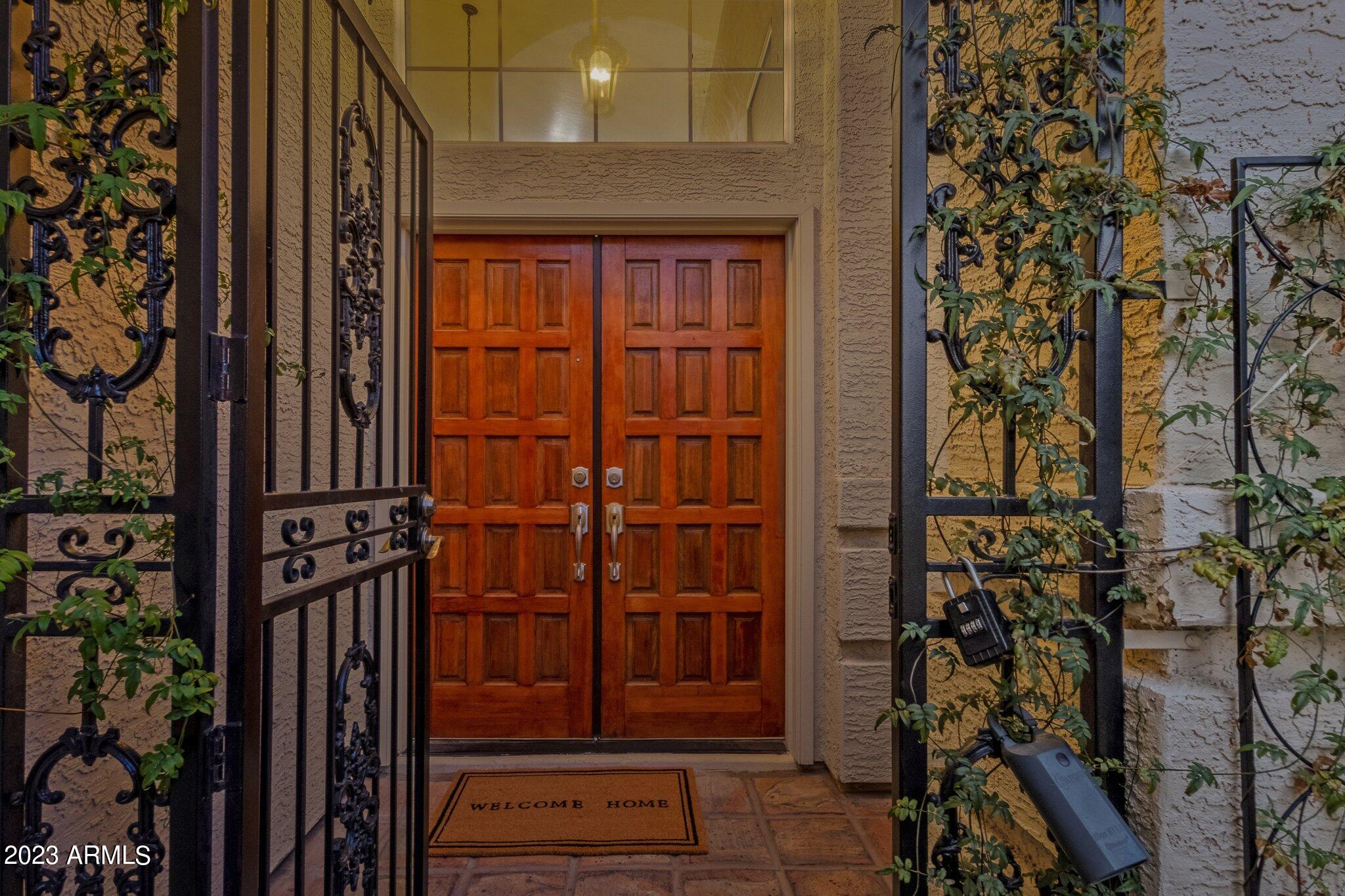 5019 E LA MIRADA Way