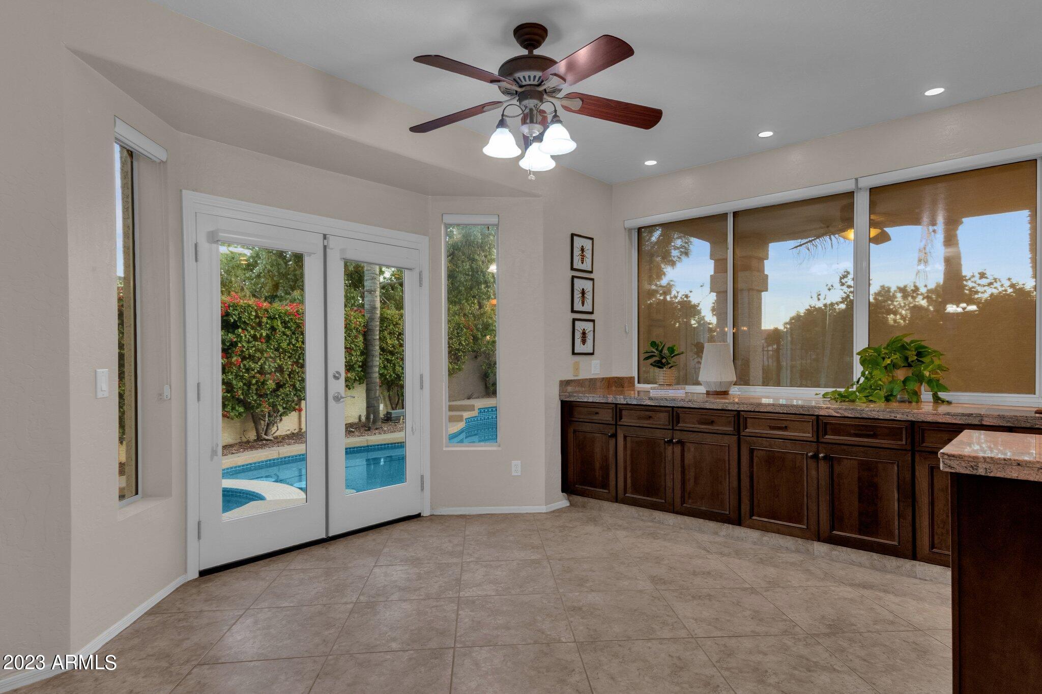 5019 E LA MIRADA Way