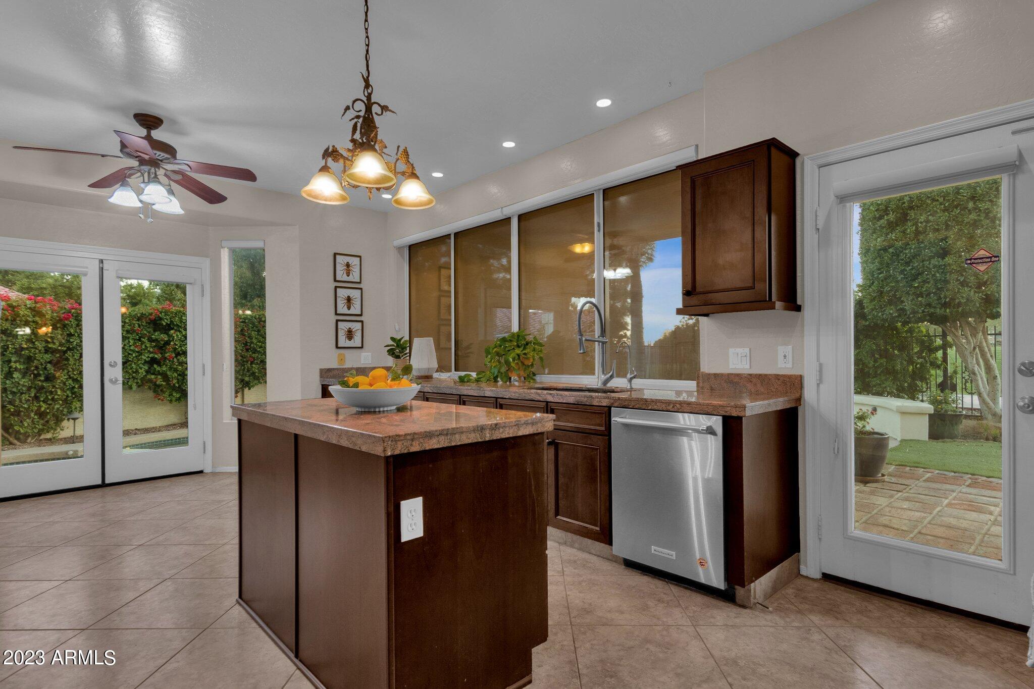 5019 E LA MIRADA Way