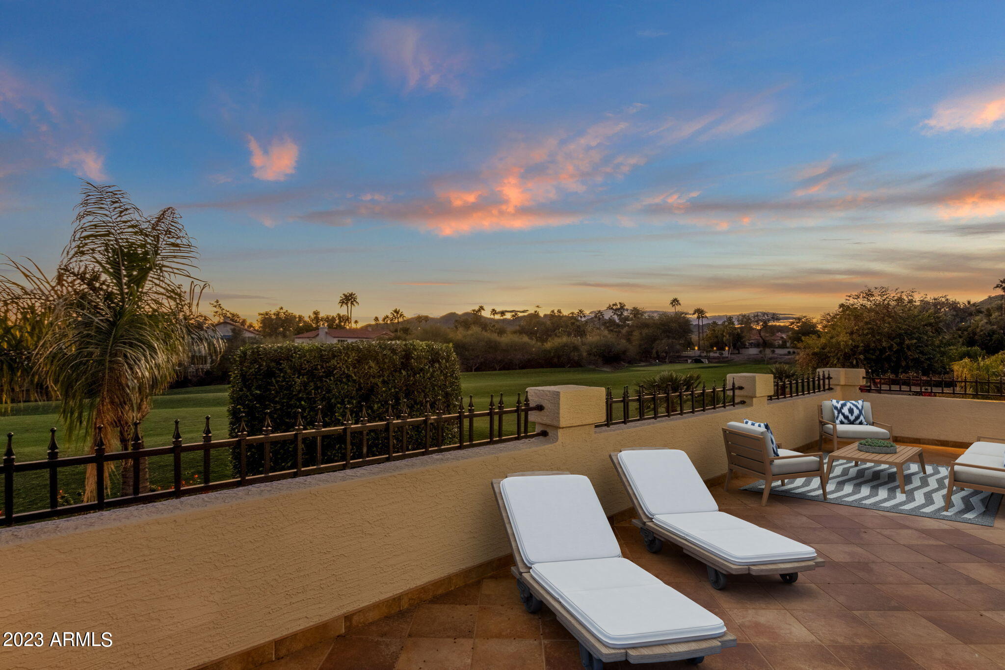 5019 E LA MIRADA Way