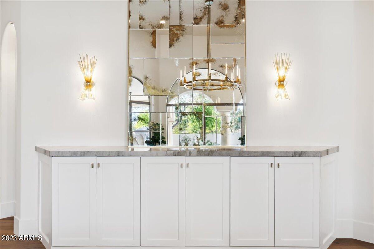 1225 E WARNER Road # 1