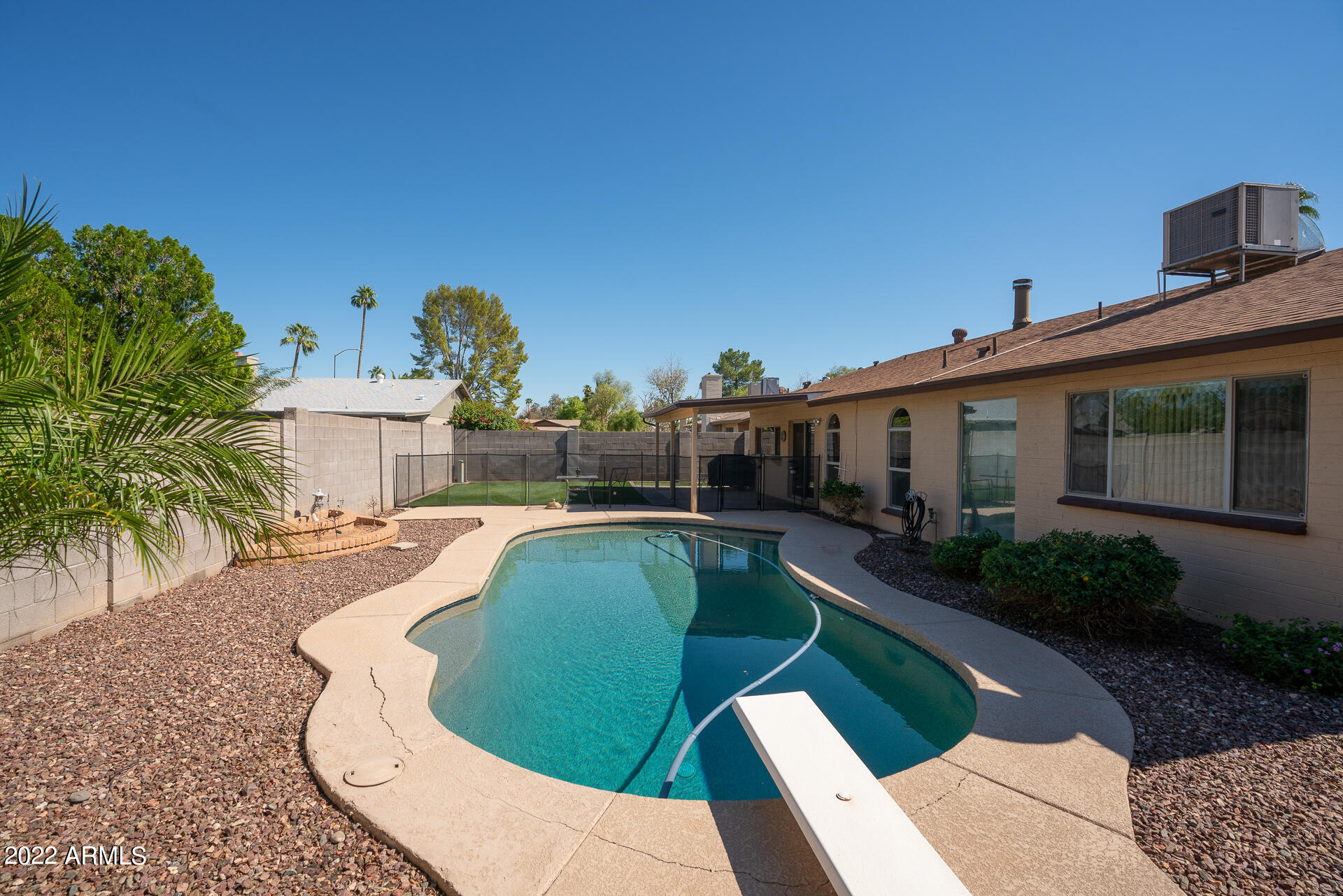 752 W LOS LAGOS VISTA Avenue