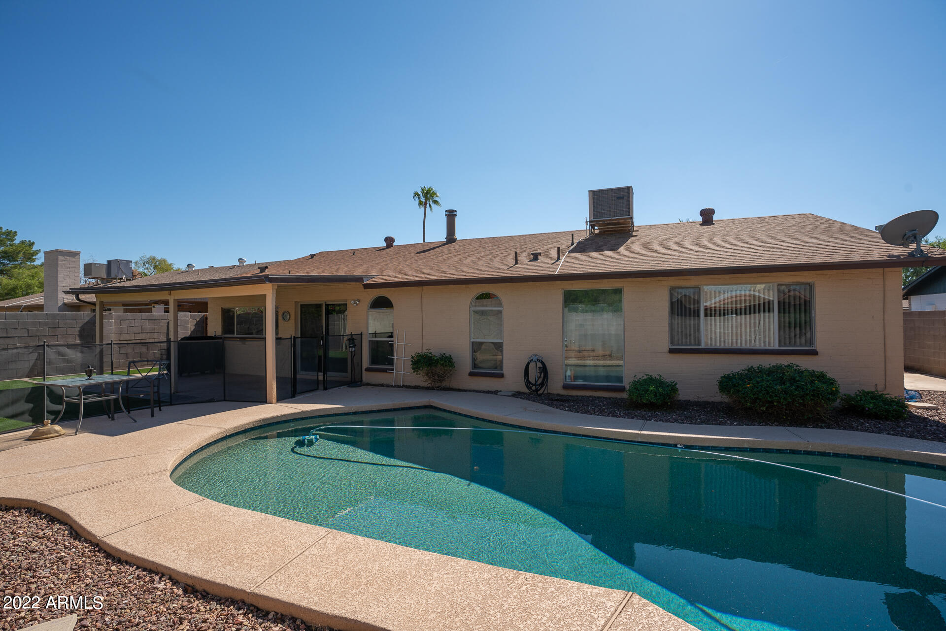 752 W LOS LAGOS VISTA Avenue
