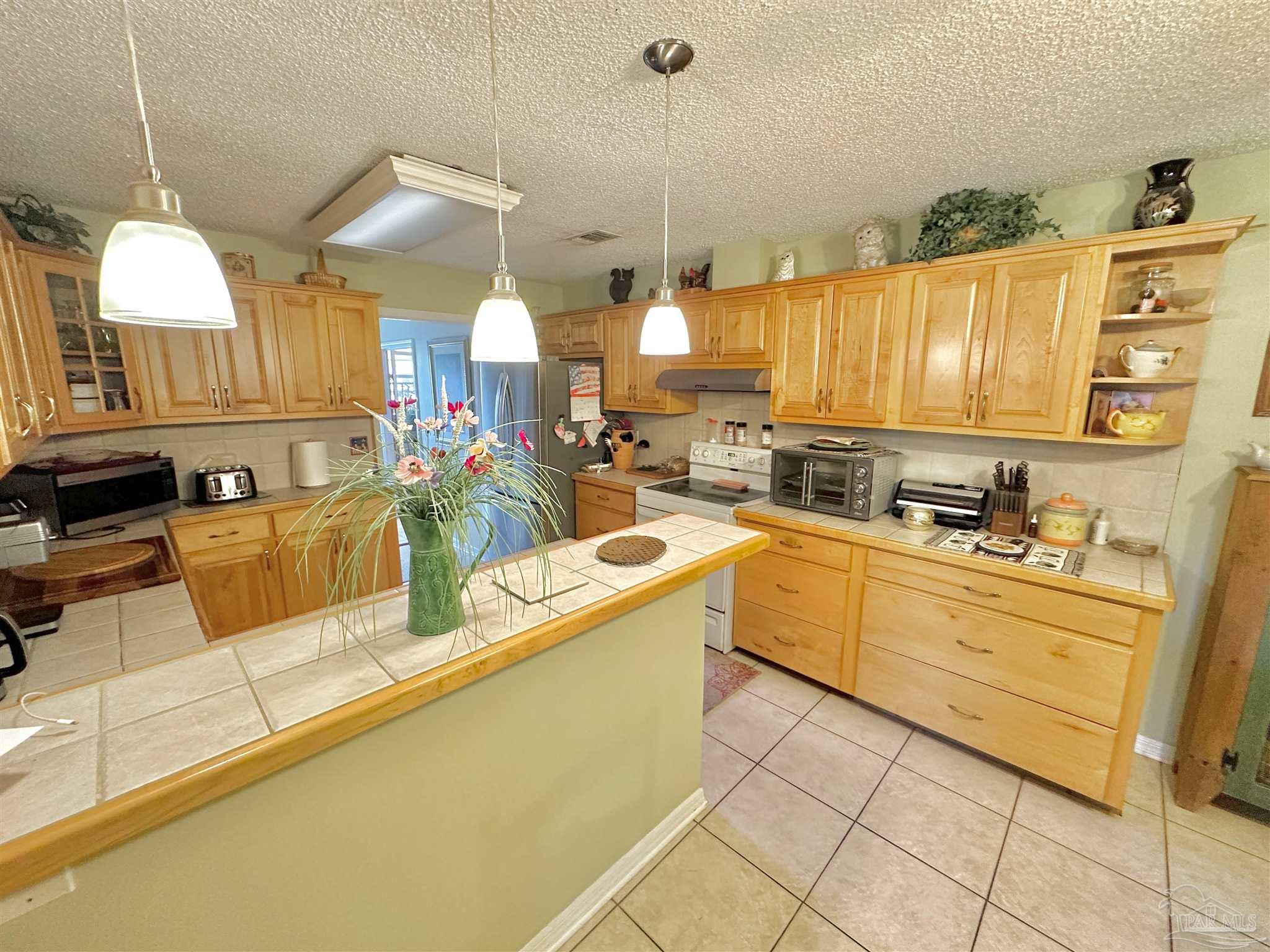 2704 Memphis Cir