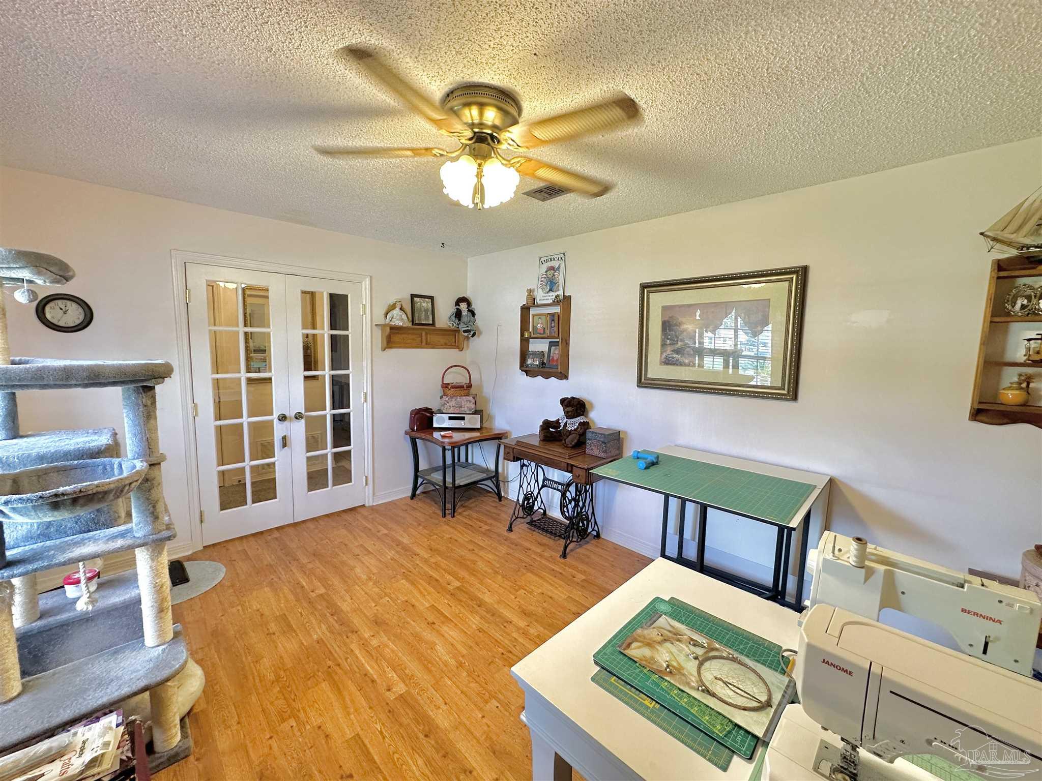 2704 Memphis Cir