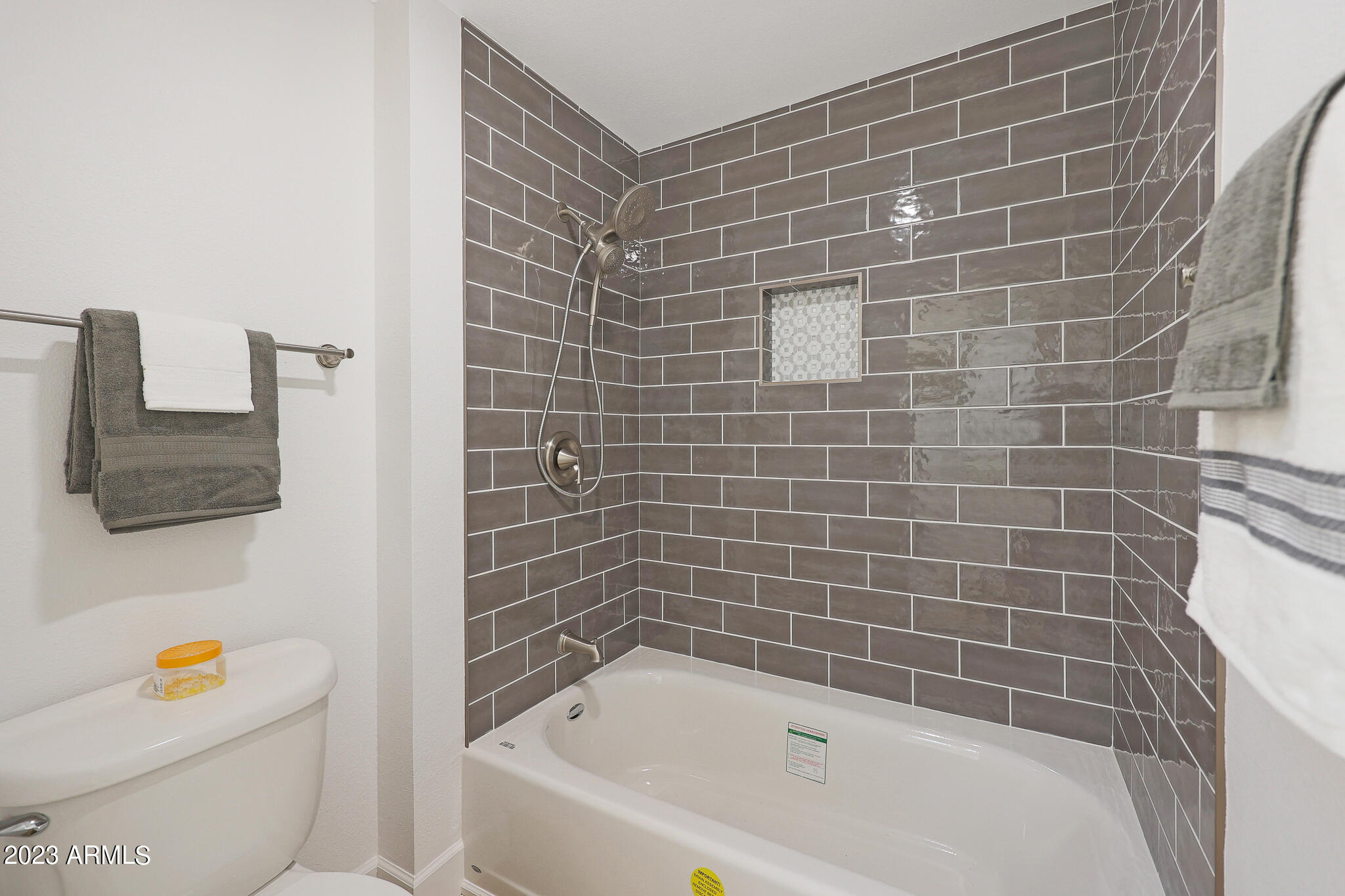 14001 N CAMEO Drive
