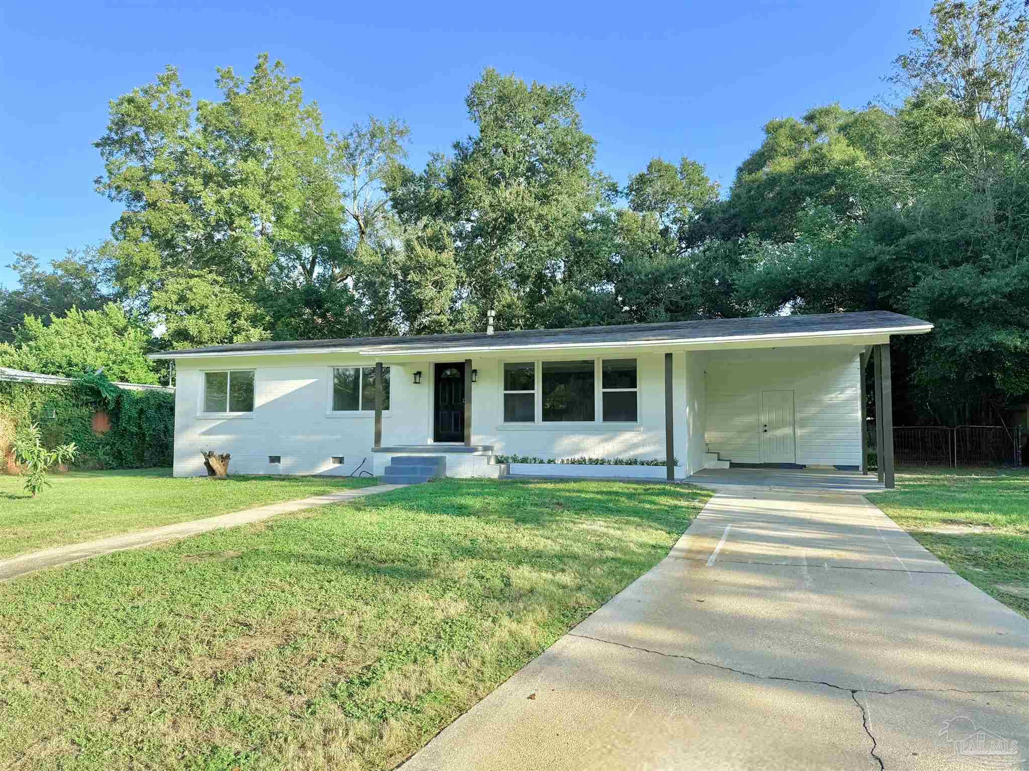 6352 Sunnyside Dr