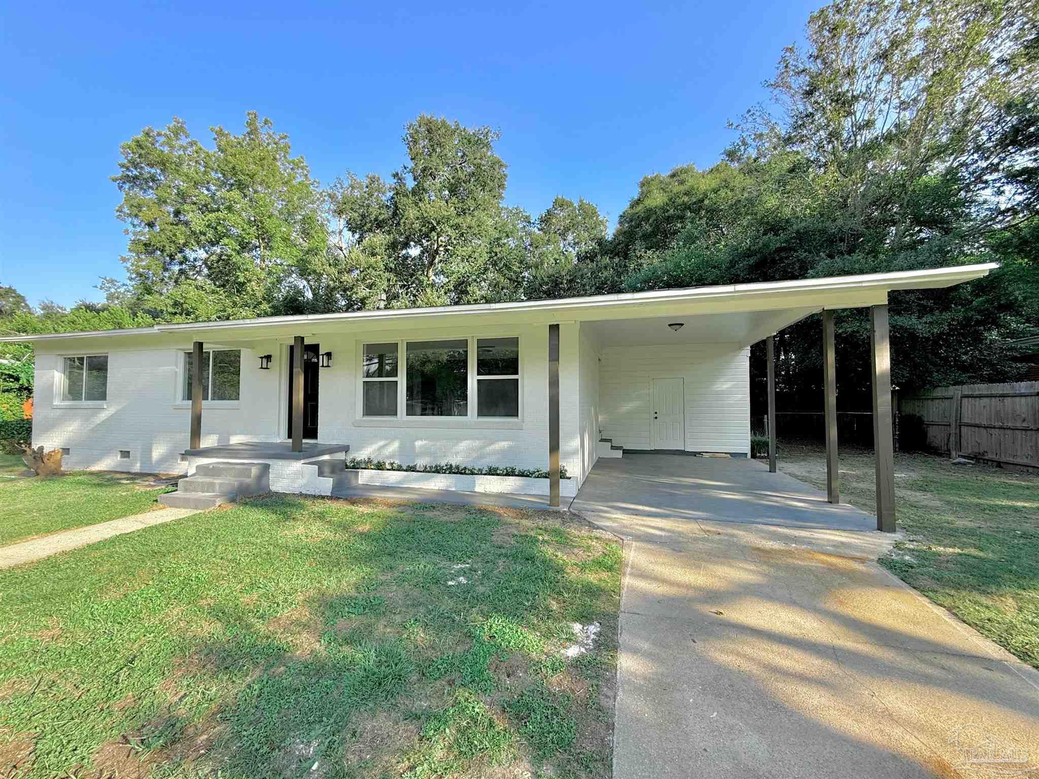 6352 Sunnyside Dr