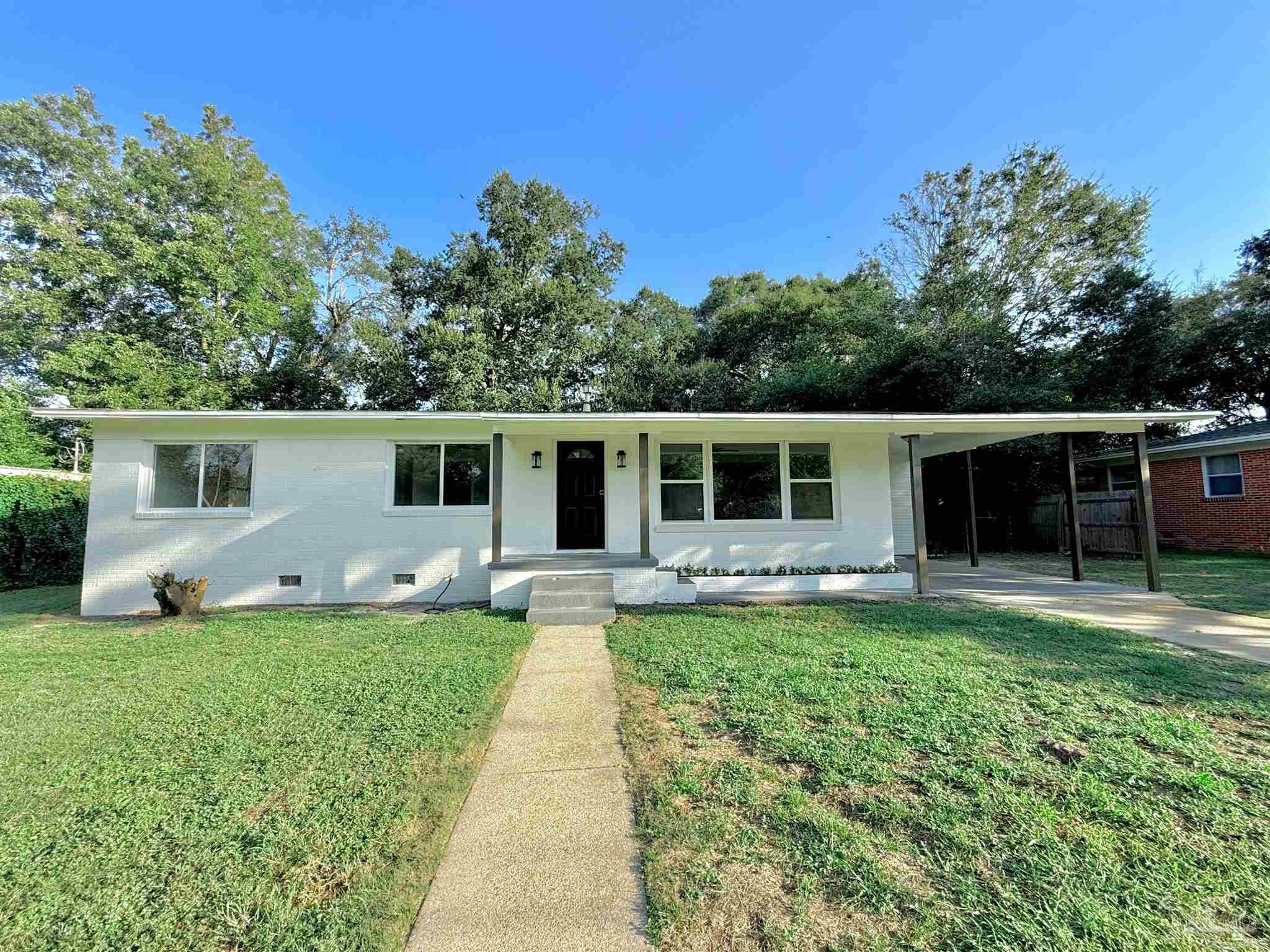 6352 Sunnyside Dr