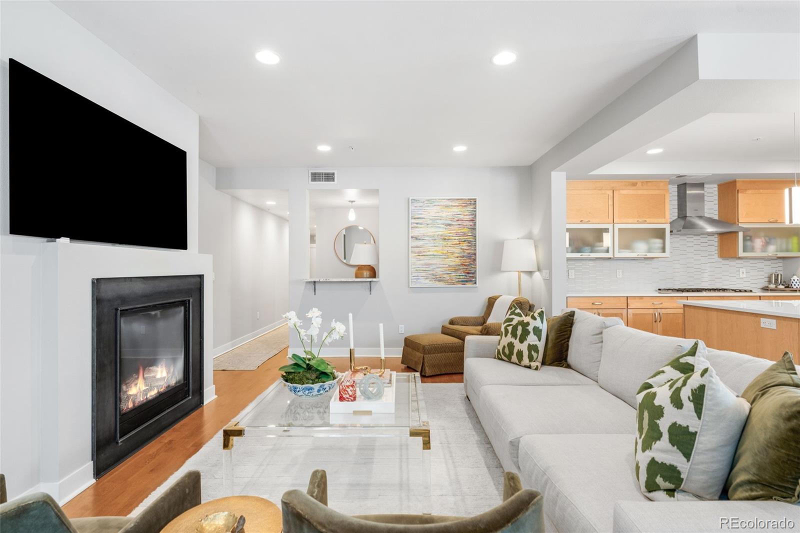 360 S Lafayette Street Unit: 101