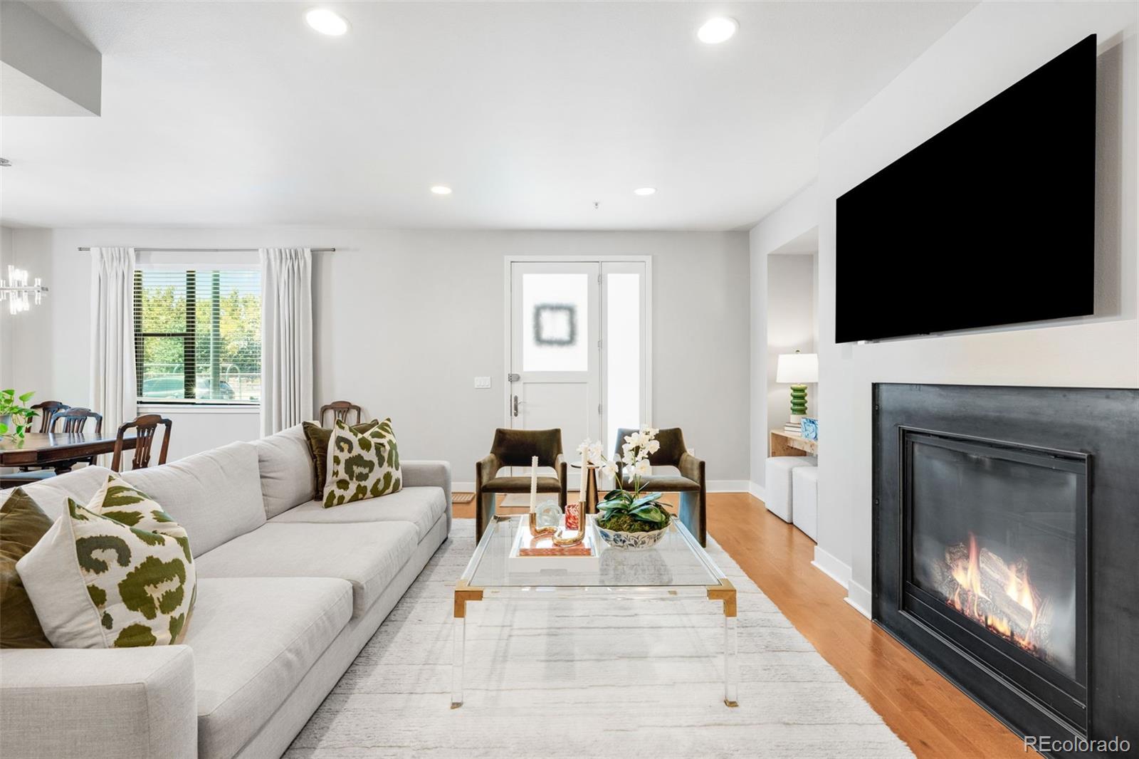 360 S Lafayette Street Unit: 101