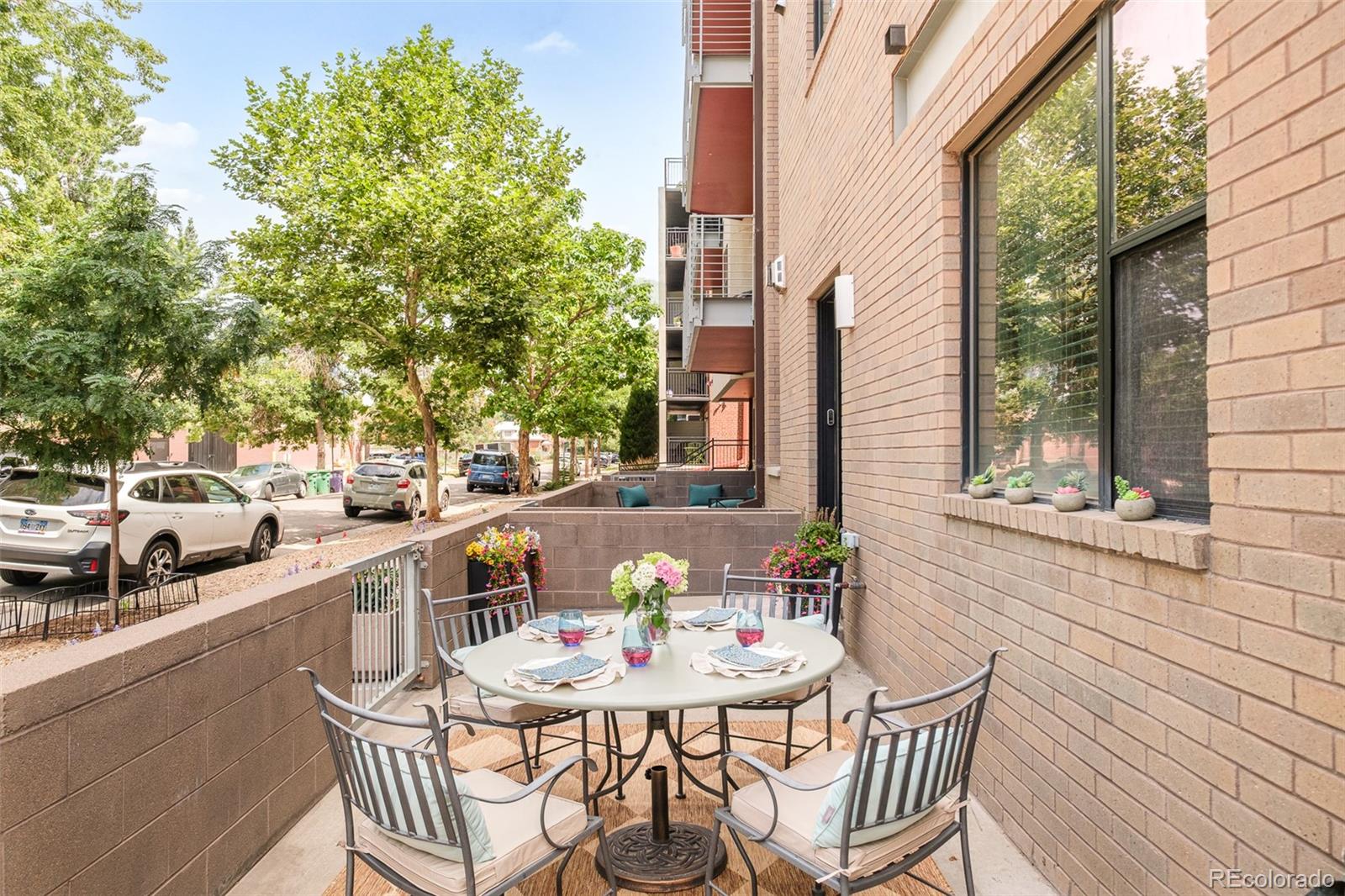 360 S Lafayette Street Unit: 101