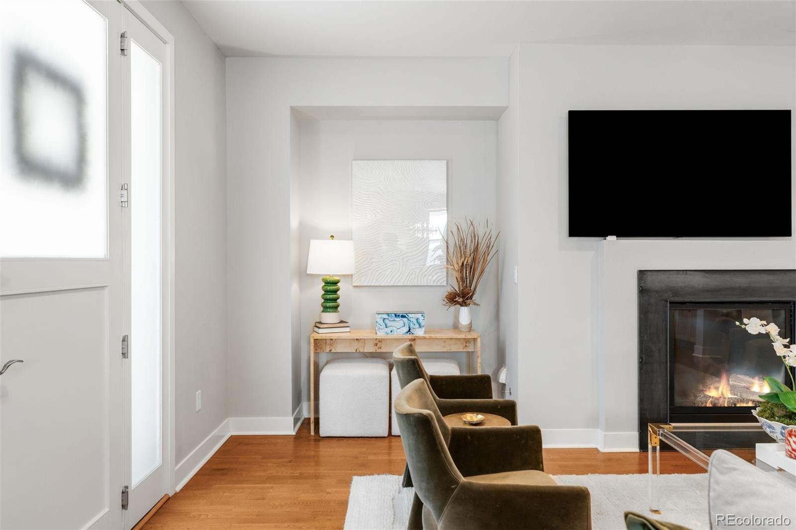 360 S Lafayette Street Unit: 101