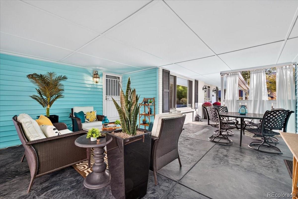 3064 S Spruce Way