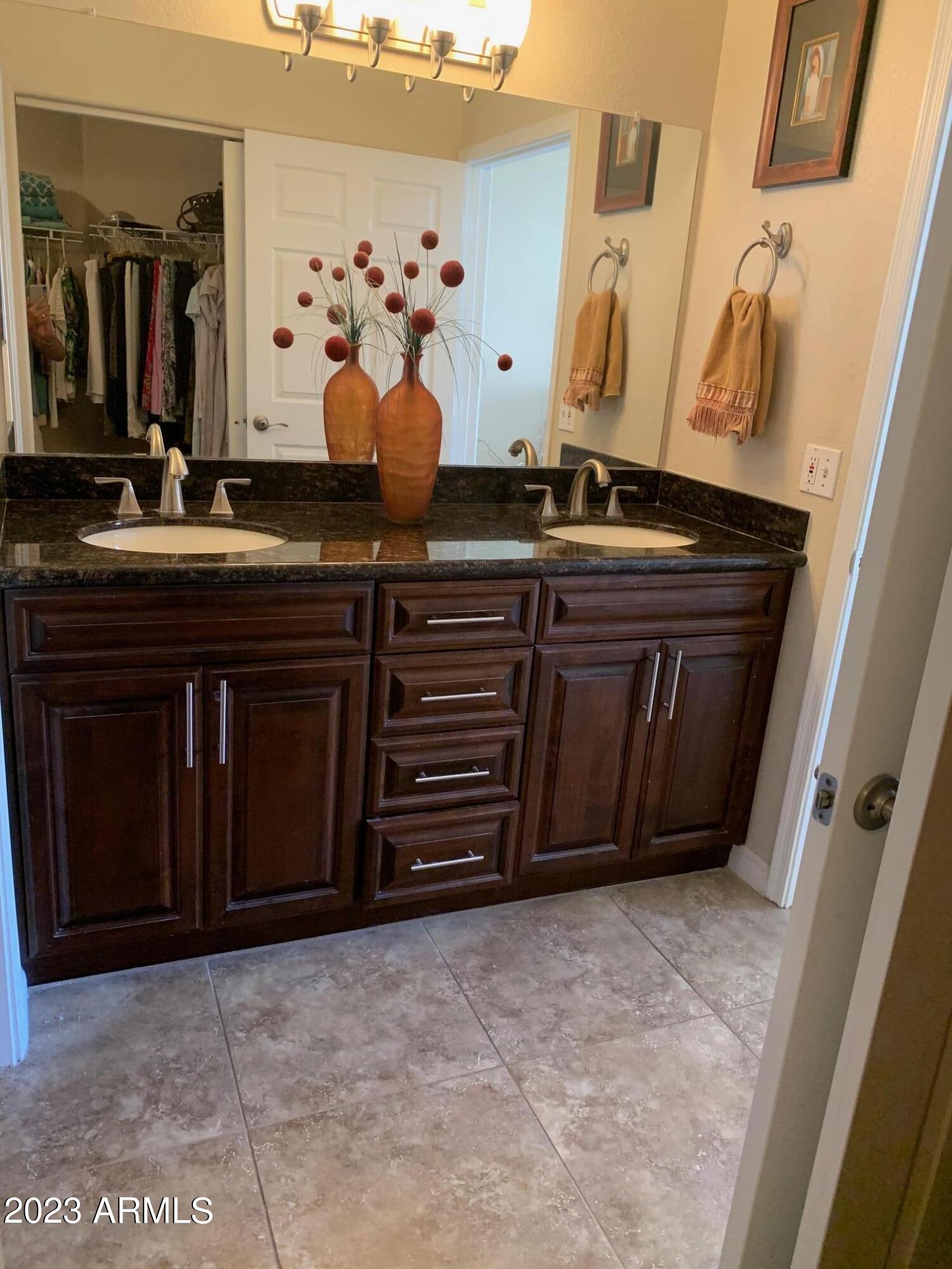 3236 E CHANDLER Boulevard # 2057