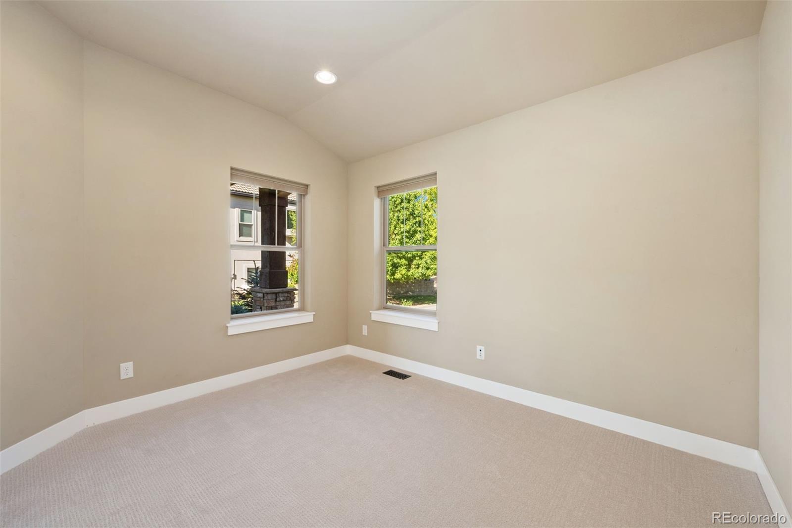 109 Scenic Court