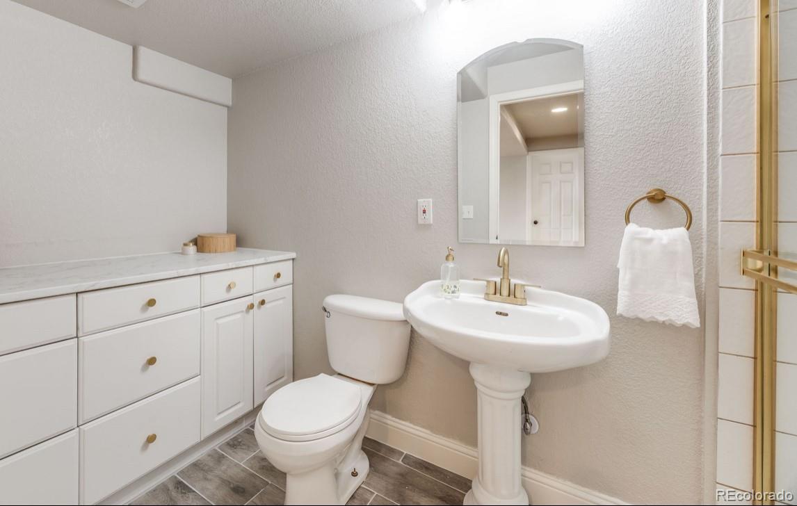 6749 Shannon Trail