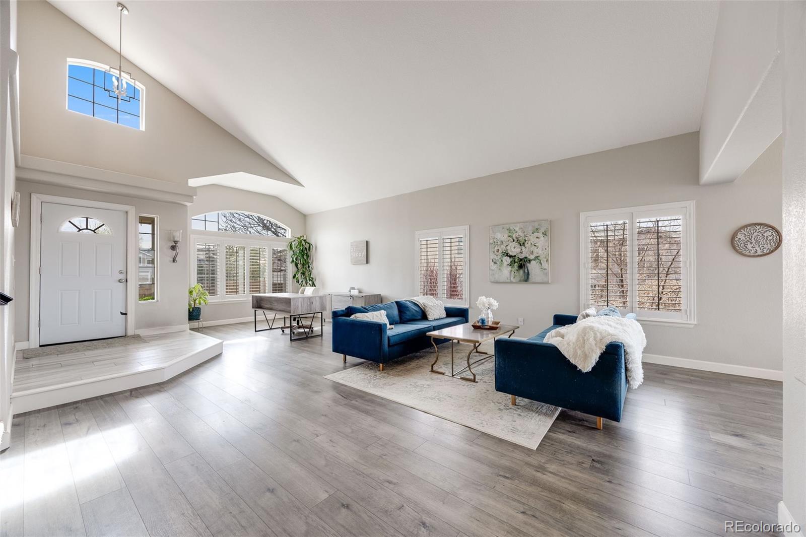 6749 Shannon Trail