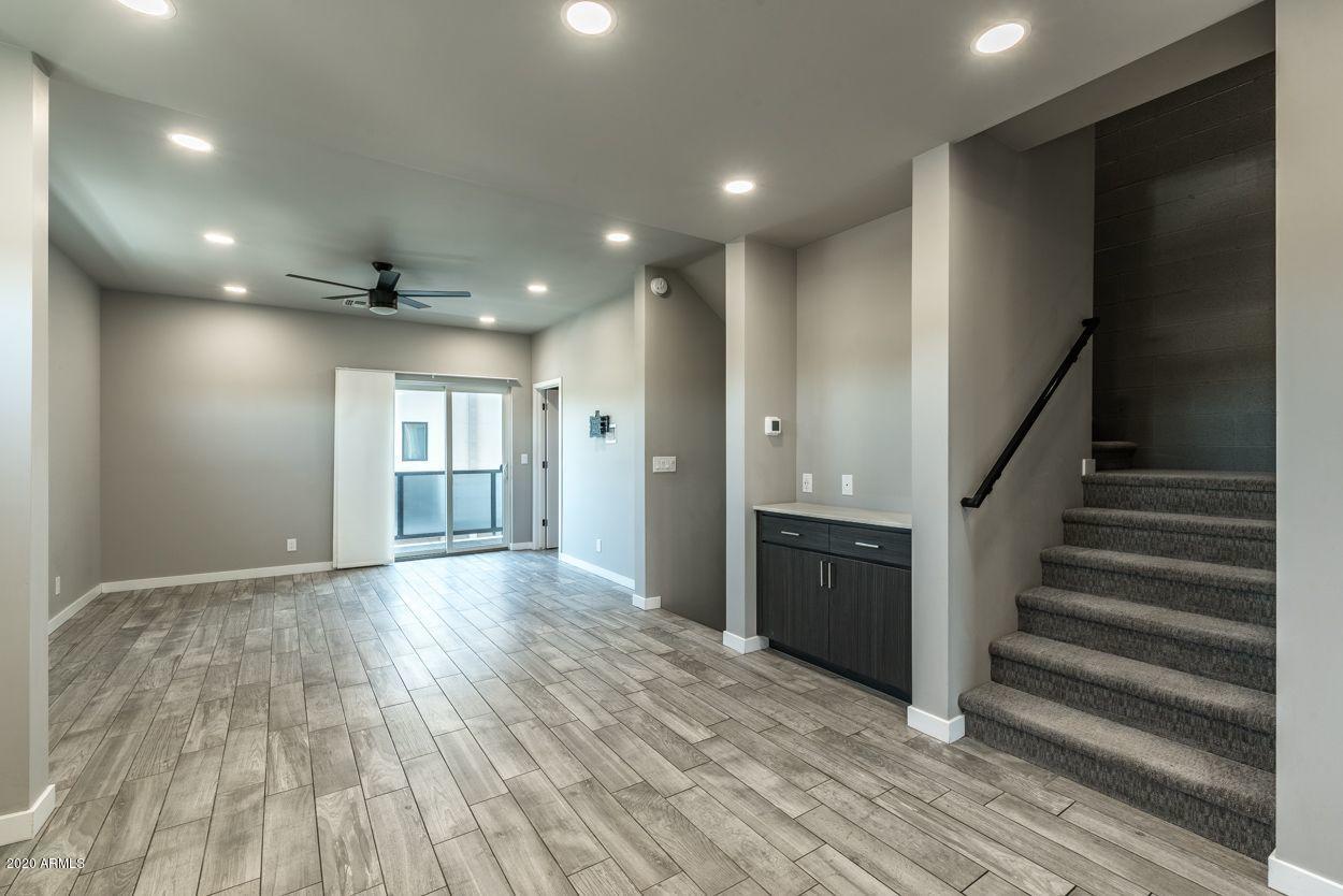 2727 E THOMAS Road # 9
