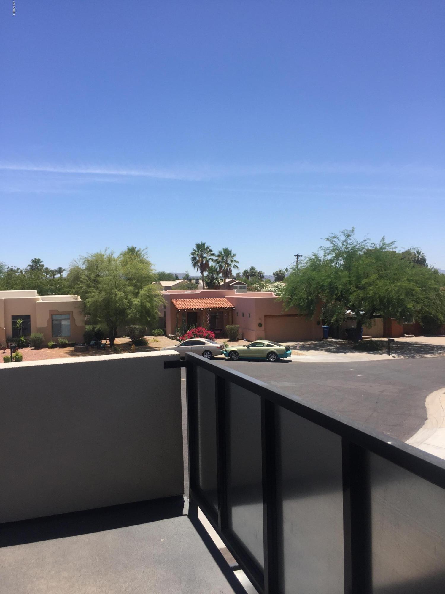 2727 E THOMAS Road # 9